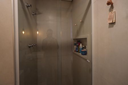 Apartamento à venda com 65m², 2 quartos e 1 vagaBanheiro Social