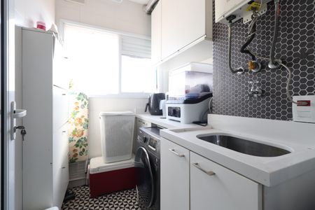 Apartamento à venda com 65m², 2 quartos e 1 vagaÁrea de Serviço