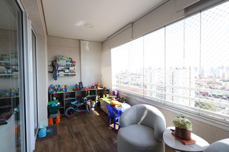 Apartamento à venda com 65m², 2 quartos e 1 vagaSacada