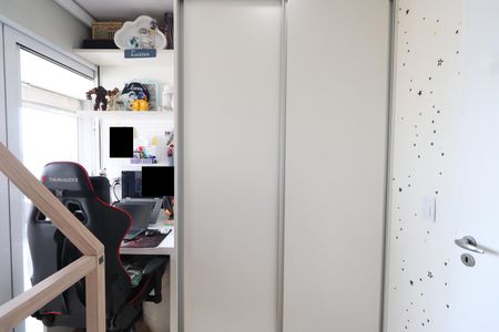 Apartamento à venda com 65m², 2 quartos e 1 vagaQuarto 