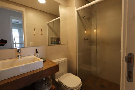 Apartamento à venda com 65m², 2 quartos e 1 vagaBanheiro Social