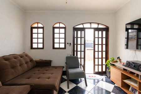 Casa à venda com 199m², 4 quartos e 3 vagasSala