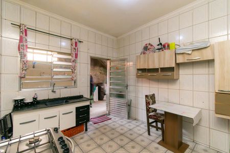 Casa à venda com 199m², 4 quartos e 3 vagasCasa 2- Cozinha