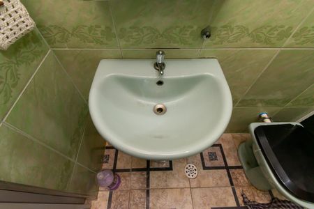 Casa à venda com 199m², 4 quartos e 3 vagasCasa 2- Banheiro