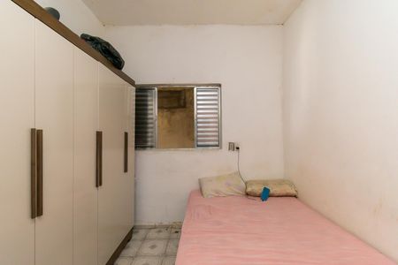 Casa à venda com 199m², 4 quartos e 3 vagasCasa 2- Sala/Quarto