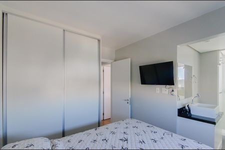 Apartamento à venda com 58m², 3 quartos e 1 vaga Apartamento à venda com 58m², 3 quartos e 1 vagaSuíte