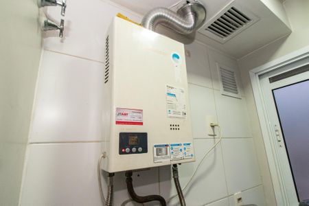 Apartamento à venda com 58m², 3 quartos e 1 vagaÁrea de Serviço