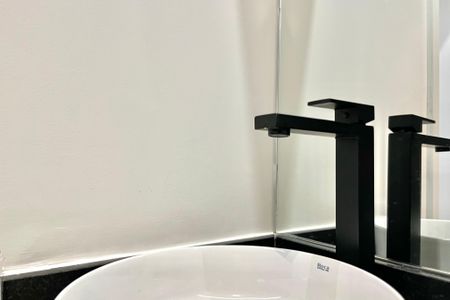 Studio à venda com 28m², 1 quarto e sem vaga Studio à venda com 28m², 1 quarto e sem vagaBanheiro