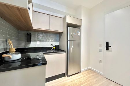 Studio à venda com 28m², 1 quarto e sem vaga Studio à venda com 28m², 1 quarto e sem vagaCozinha