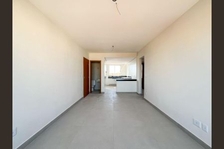 Sala de apartamento à venda com 3 quartos, 87m² em Padre Eustáquio, Belo Horizonte