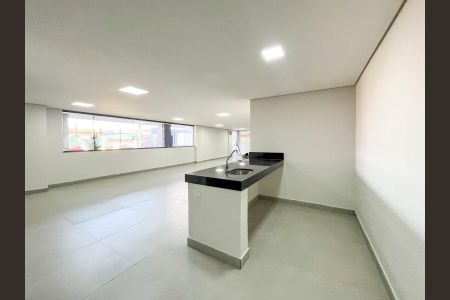 Sala de apartamento à venda com 3 quartos, 87m² em Padre Eustáquio, Belo Horizonte