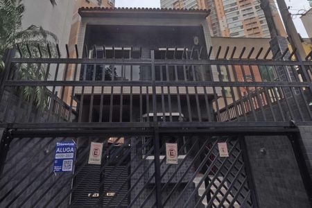 Casa para alugar com 250m², 4 quartos e 6 vagasPlaca