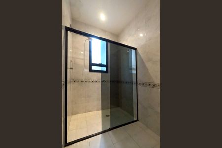 Casa para alugar com 250m², 4 quartos e 6 vagasBanheiro da Suíte 2