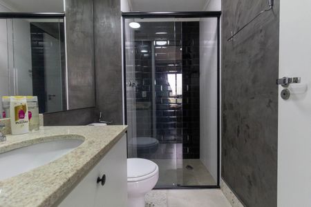 Studio para alugar com 25m², 1 quarto e sem vaga Studio para alugar com 25m², 1 quarto e sem vagaBanheiro Social