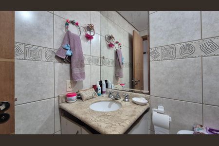 Apartamento à venda com 80m², 3 quartos e 1 vagaBanheiro da suíte