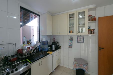 Apartamento à venda com 125m², 3 quartos e 2 vagasCozinha