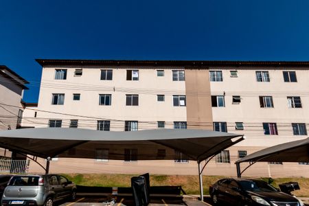 Fachada de apartamento para alugar com 2 quartos, 45m² em Jardim dos Comerciários, Belo Horizonte