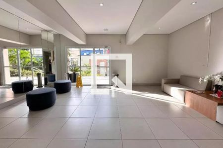 Apartamento à venda com 34m², 2 quartos e sem vaga Apartamento à venda com 34m², 2 quartos e sem vagaHall social