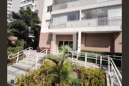 Apartamento à venda com 34m², 2 quartos e sem vaga Apartamento à venda com 34m², 2 quartos e sem vagaEntrada