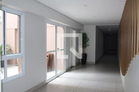 Apartamento à venda com 34m², 2 quartos e sem vaga Apartamento à venda com 34m², 2 quartos e sem vagaHall social