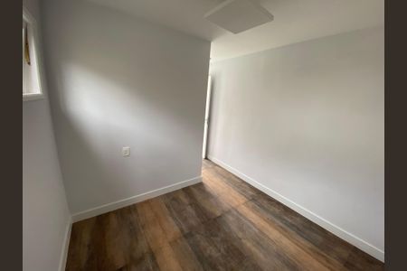 Casa à venda com 600m², 6 quartos e 3 vagasQuarto 2