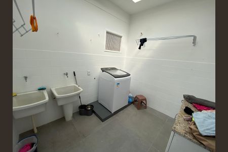 Casa à venda com 600m², 6 quartos e 3 vagasLavanderia