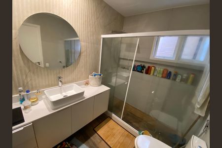 Casa à venda com 600m², 6 quartos e 3 vagasBanheiro Suite 3