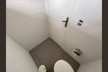 Casa à venda com 600m², 6 quartos e 3 vagasBanheiro de Serviço