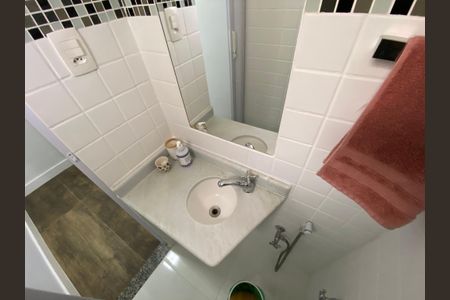 Casa à venda com 600m², 6 quartos e 3 vagasBanheiro Suite 2