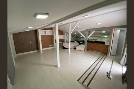 Casa à venda com 600m², 6 quartos e 3 vagasSala 2