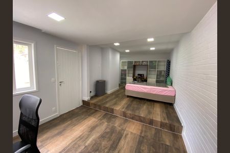 Casa à venda com 600m², 6 quartos e 3 vagasSuíte 2