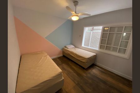 Casa à venda com 600m², 6 quartos e 3 vagasQuarto 1