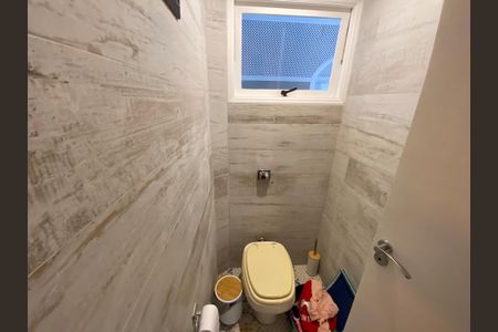 Casa à venda com 600m², 6 quartos e 3 vagasLavabo