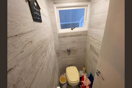 Casa à venda com 600m², 6 quartos e 3 vagasLavabo