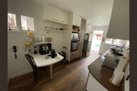 Casa à venda com 600m², 6 quartos e 3 vagasCozinha