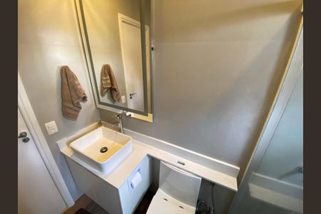 Casa à venda com 600m², 6 quartos e 3 vagasBanheiro 1