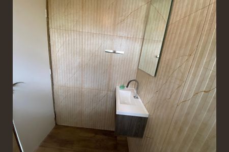 Casa à venda com 600m², 6 quartos e 3 vagasBanheiro 2