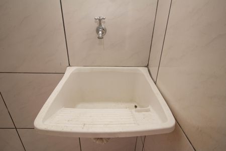 Casa para alugar com 50m², 1 quarto e sem vagaÁrea de Serviço