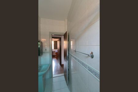 Casa à venda com 339m², 5 quartos e 4 vagasBanheiro 