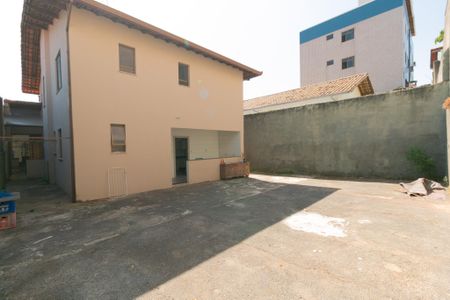 Casa à venda com 339m², 5 quartos e 4 vagasÁrea comum
