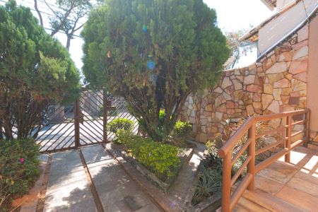 Casa à venda com 339m², 5 quartos e 4 vagasÁrea comum