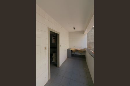 Casa à venda com 339m², 5 quartos e 4 vagasÁrea de Serviço