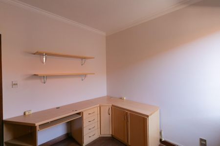 Casa à venda com 339m², 5 quartos e 4 vagasEscritório