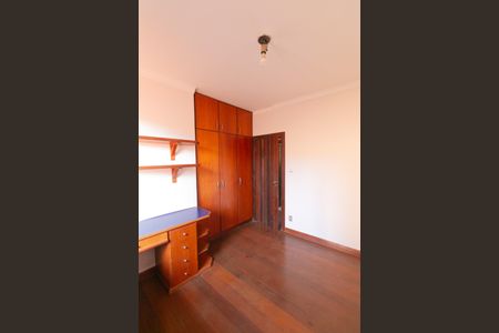 Casa à venda com 339m², 5 quartos e 4 vagasQuarto 5