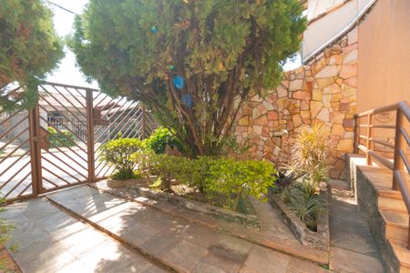 Casa à venda com 339m², 5 quartos e 4 vagasÁrea comum