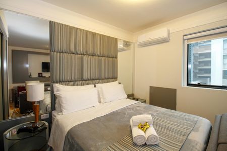 Studio à venda com 30m², 1 quarto e 1 vaga Studio à venda com 30m², 1 quarto e 1 vagaStudio