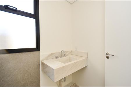 Apartamento à venda com 143m², 4 quartos e 3 vagasBanheiro Social