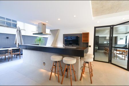 Apartamento à venda com 143m², 4 quartos e 3 vagasÁrea comum - Salão de festas