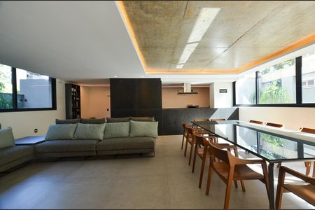 Apartamento à venda com 143m², 4 quartos e 3 vagasÁrea comum - Salão de festas