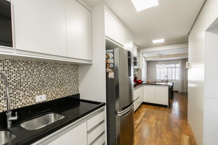 Casa à venda com 160m², 3 quartos e 2 vagas Casa à venda com 160m², 3 quartos e 2 vagasCozinha